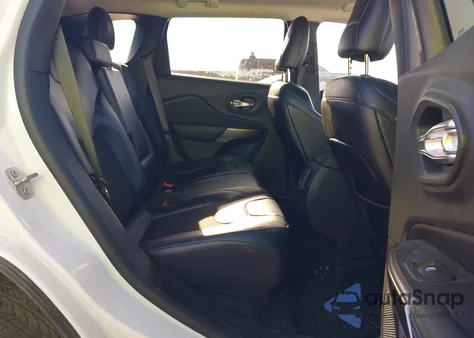 2020 Jeep Cherokee Latitude Plus 4X4 z USA, uszkodzony, nr VIN 1C4PJMLBXLD586588